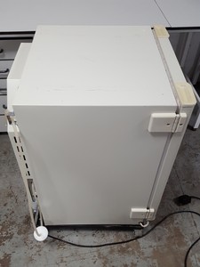 Thumbnail image of Sanyo MCO-18AIC Co2 Lab Incubator