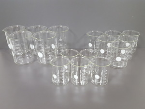 Thumbnail image of 16x VWR Lab Glass Beakers Glassware 5x2000mL, 6x1000mL, 5x600mL