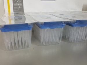 Thumbnail image of 18 Packs of 96 Sartorius Optifit Refill Tips 1000ul Lab 791002 1728 Tips