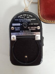 Thumbnail image of Vintage Weston Master IV Model S461-4 Universal Exposure Light Meter + case