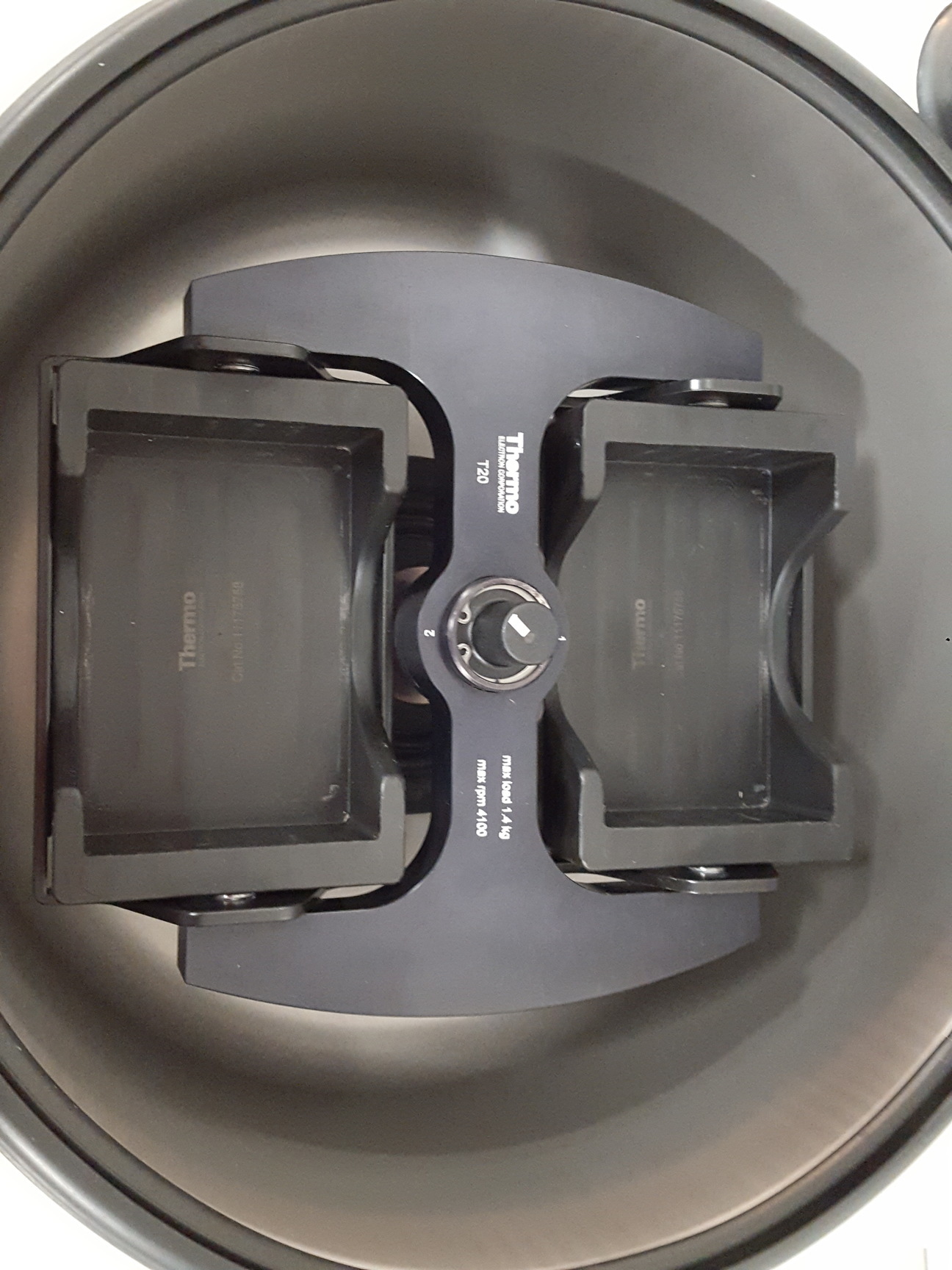 Image of Thermo Scientific IEC CL30 Centrifuge Lab + T20 Microplate Rotor