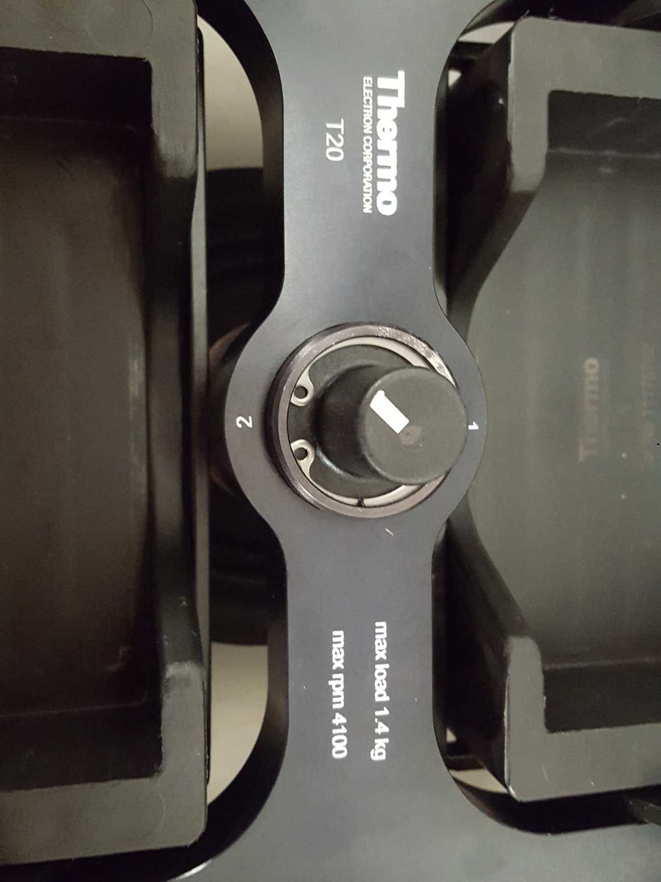 Image of Thermo Scientific IEC CL30 Centrifuge Lab + T20 Microplate Rotor