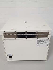 Thumbnail image of Thermo Scientific IEC CL30 Centrifuge Lab + T20 Microplate Rotor