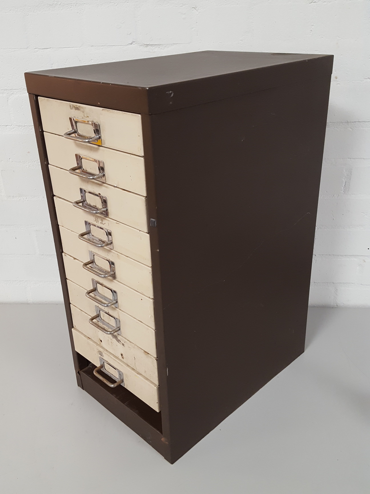 Image of Office Engineering Filing Cabinet with 10xDraws (1x Missing Drawer) Workshop