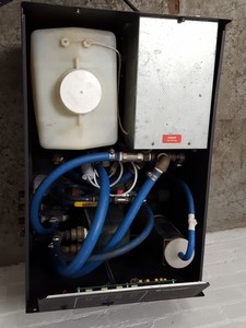 Thumbnail image of Coherent Laserpure 20 Laser Heat Exchanger Cooling Chiller System Lab