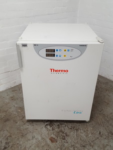 Thumbnail image of Thermo Scientific Heraeus BB 15 Function Line CO2 Incubator Lab 