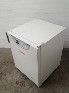 Thumbnail image of Thermo Scientific Heraeus BB 15 Function Line CO2 Incubator Lab 