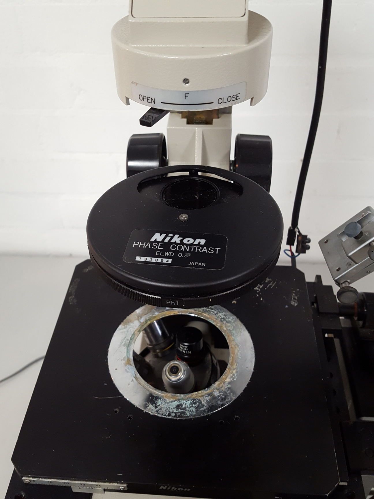 Image of Nikon Diaphot Phase Contrast Microscope Xenon XPS-100 + 3 Objectives PH1 PH2 PH3