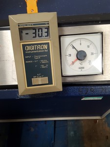 Thumbnail image of Denley BR401 Refrigerated Centrifuge + Rotor Lab 
