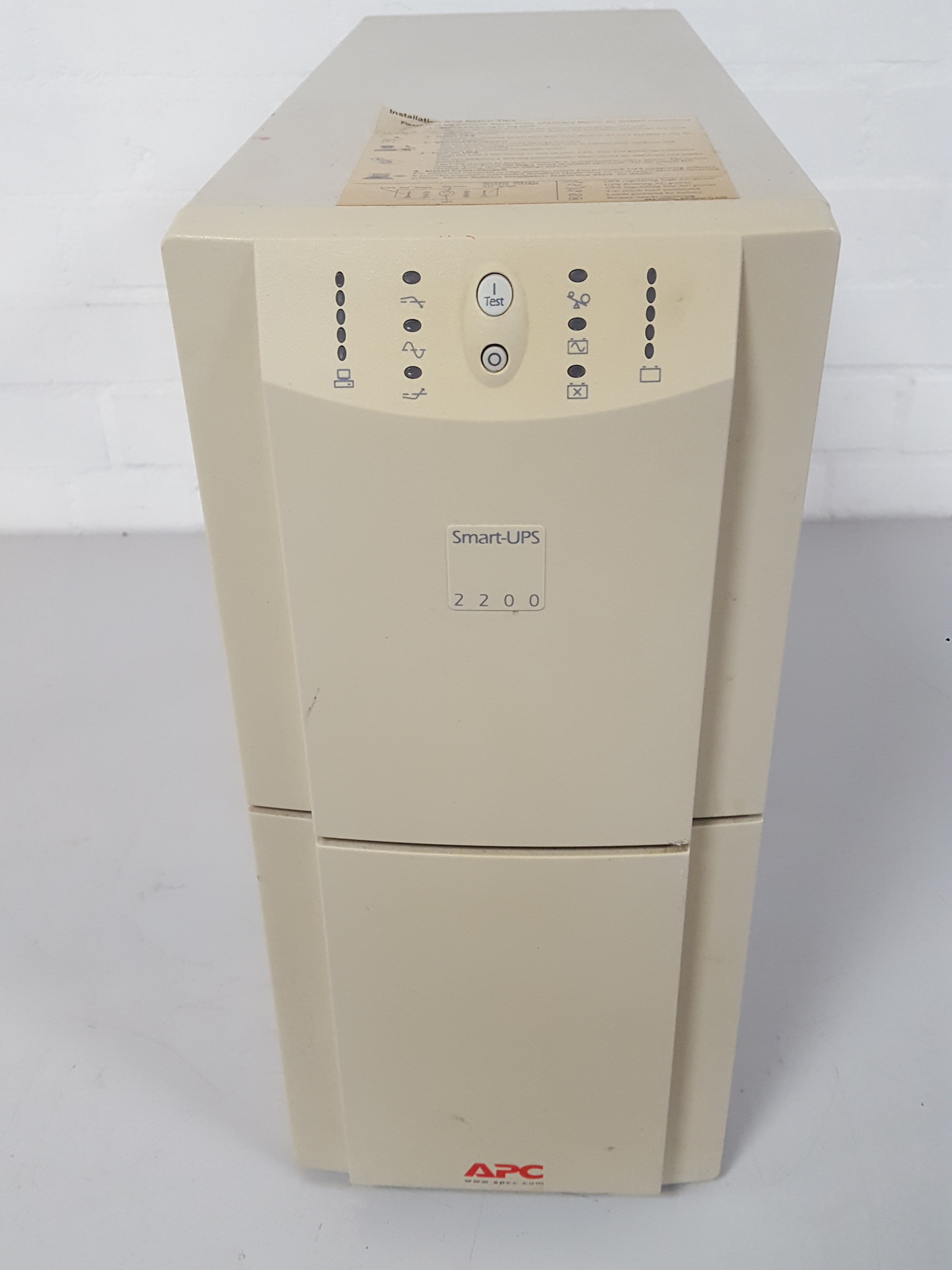 Image of APC Smart-UPS 2200 Uninterruptible Power Supply