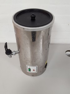 Thumbnail image of RA Lamd E66 High Capacity Wax Dispenser Lab