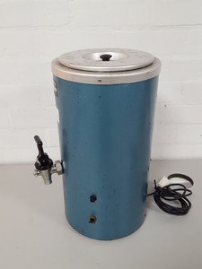 Thumbnail image of RA Lamb D.T. 0173 High Capacity Wax Dispenser Lab 