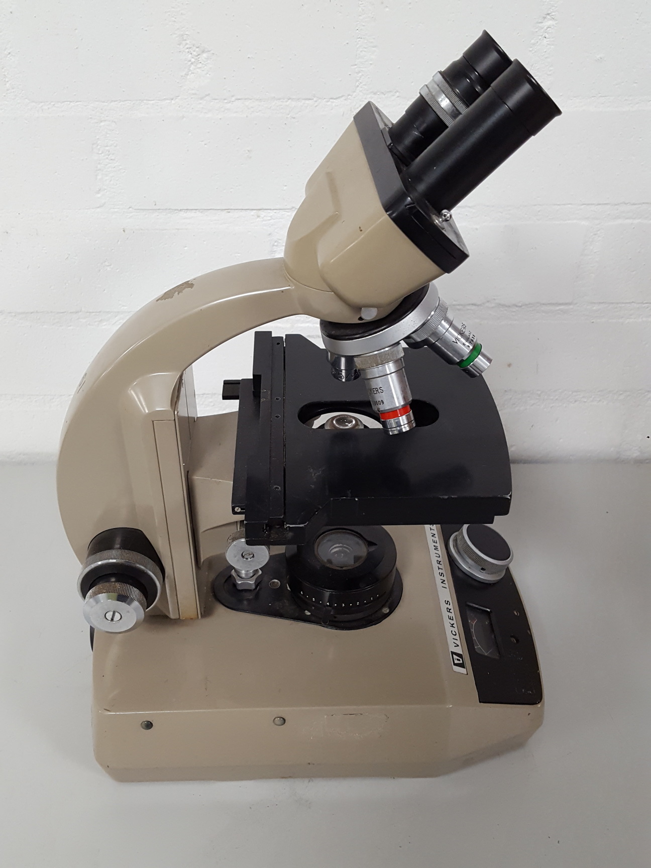 Vickers Model M15c Phase-Contrast Binocular Microscope With Other ...