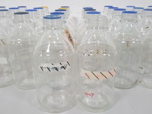 Thumbnail image of 42x 1000ml 1L Duran Bottles Lab Glass Glassware - No Lids