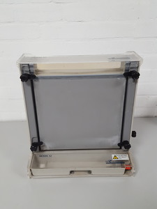 Thumbnail image of Life Technologies Model S2 Sequencing Gel Electrophoresis Apparatus