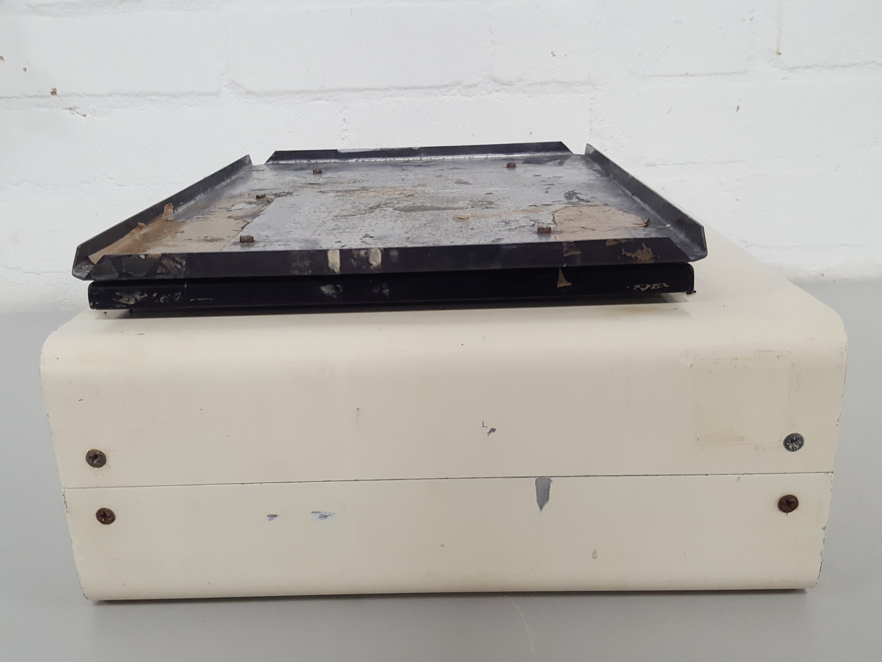 Luckham R100 Rotatest Platform Shaker Rocker Lab