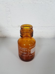 Thumbnail image of 11x Schott Duran 25ml Glass Bottles With 10 Lids Lab Glassware