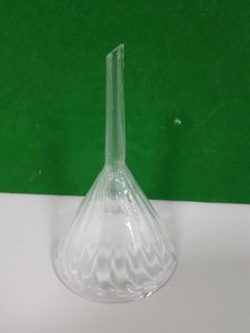 Thumbnail image of 17x Lab Glassware Pieces, Pestle & Mortars, Pouring Flasks Beakers Filters Glass