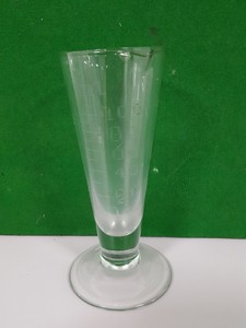 Thumbnail image of 17x Lab Glassware Pieces, Pestle & Mortars, Pouring Flasks Beakers Filters Glass