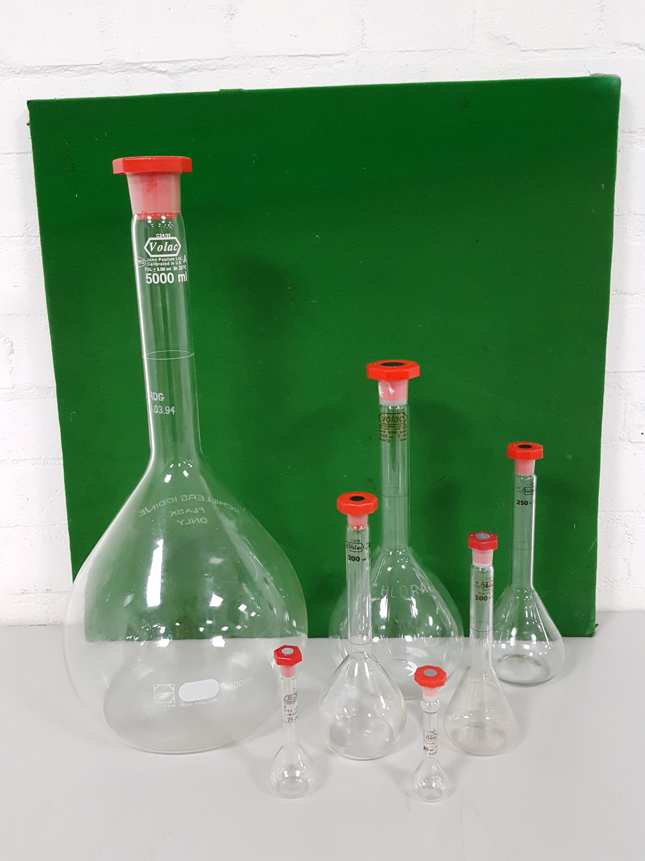 Image of 7x Volac Volumetric Flasks Lab Glassware 5000mL 1000mL 250mL 200mL 100mL 25mL 10