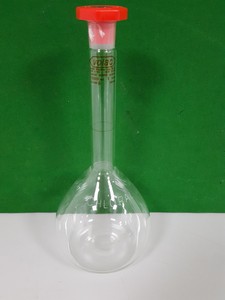 Thumbnail image of 7x Volac Volumetric Flasks Lab Glassware 5000mL 1000mL 250mL 200mL 100mL 25mL 10