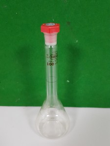 Thumbnail image of 7x Volac Volumetric Flasks Lab Glassware 5000mL 1000mL 250mL 200mL 100mL 25mL 10