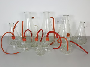 Thumbnail image of 16x Buchner Flasks Lab Various Sizes 5L, 4L, 2L, 500mL Glassware 