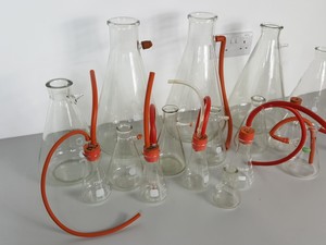 Thumbnail image of 16x Buchner Flasks Lab Various Sizes 5L, 4L, 2L, 500mL Glassware 