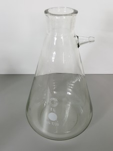 Thumbnail image of 16x Buchner Flasks Lab Various Sizes 5L, 4L, 2L, 500mL Glassware 