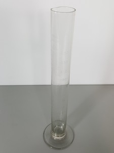Thumbnail image of 18x Graduated Cylinders 11x 250ml 5x 500ml 2x 900ml Lab Glassware