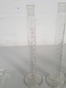 Thumbnail image of 265x Lab Glassware Glass Test Tubes, Bottles, Measuring Cylinders
