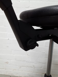 Thumbnail image of 3x Black Lab Chairs Labofa