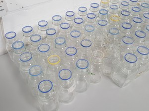 Thumbnail image of 63x Lab Glassware Duran Bottles Glass 250mL Schott - No Lids