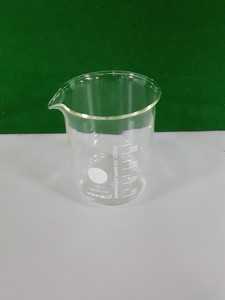 Thumbnail image of 46x Lab Glassware Pieces Glass Beakers, Erlenmeyer Flasks, Funnels, Pyrex Duran 