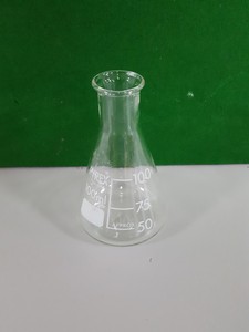 Thumbnail image of 46x Lab Glassware Pieces Glass Beakers, Erlenmeyer Flasks, Funnels, Pyrex Duran 