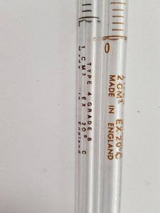 Thumbnail image of 46x Lab Glassware Pieces Glass Beakers, Erlenmeyer Flasks, Funnels, Pyrex Duran