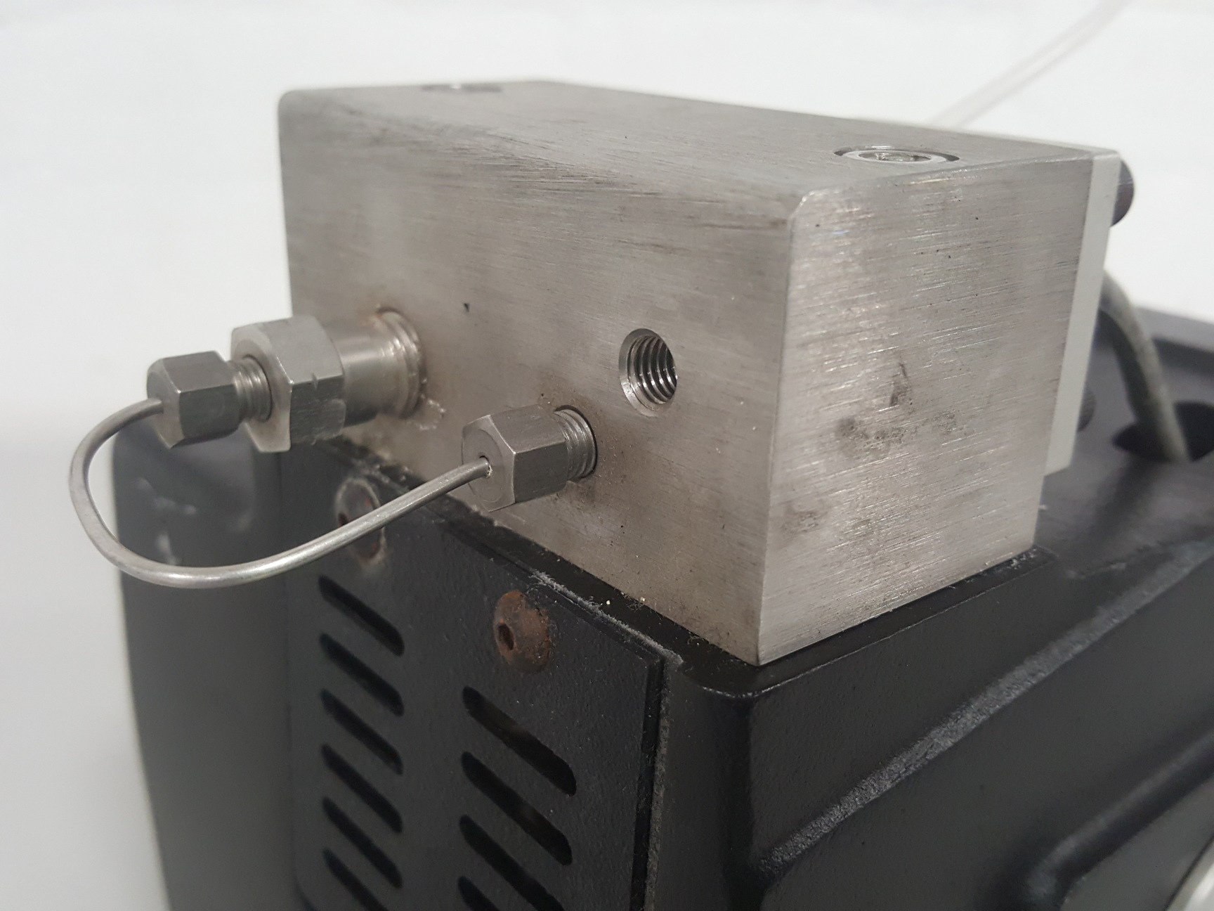 Image of Spectra Physics Model A2510-010 Pump Lab Equipment