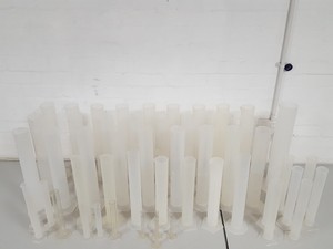 Thumbnail image of 52x Plastic Measuring Cylinders Lab 2000mL, 1000mL, 500mL, 250mL, 100mL, 50mL,