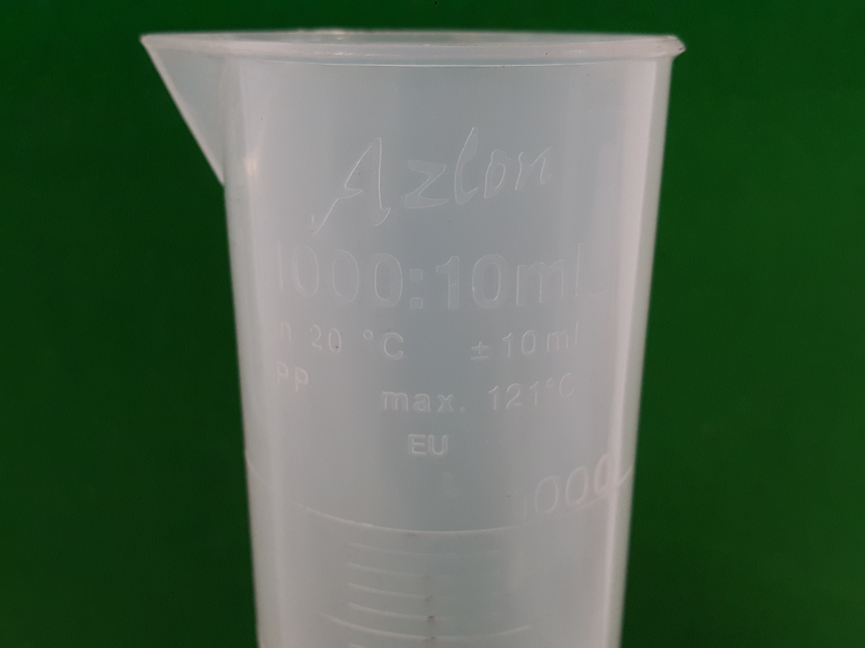 Image of 52x Plastic Measuring Cylinders Lab 2000mL, 1000mL, 500mL, 250mL, 100mL, 50mL,