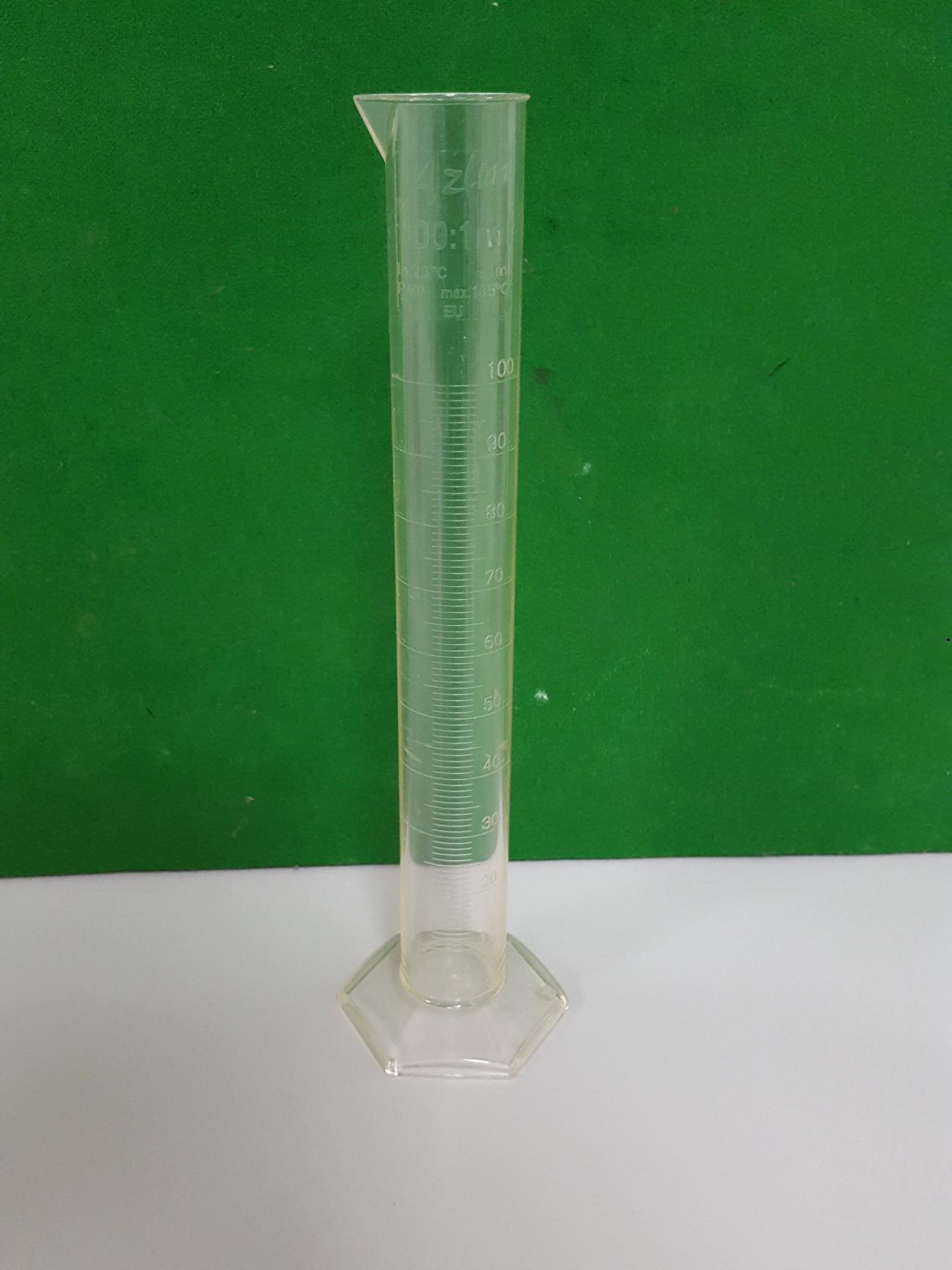 Image of 52x Plastic Measuring Cylinders Lab 2000mL, 1000mL, 500mL, 250mL, 100mL, 50mL,