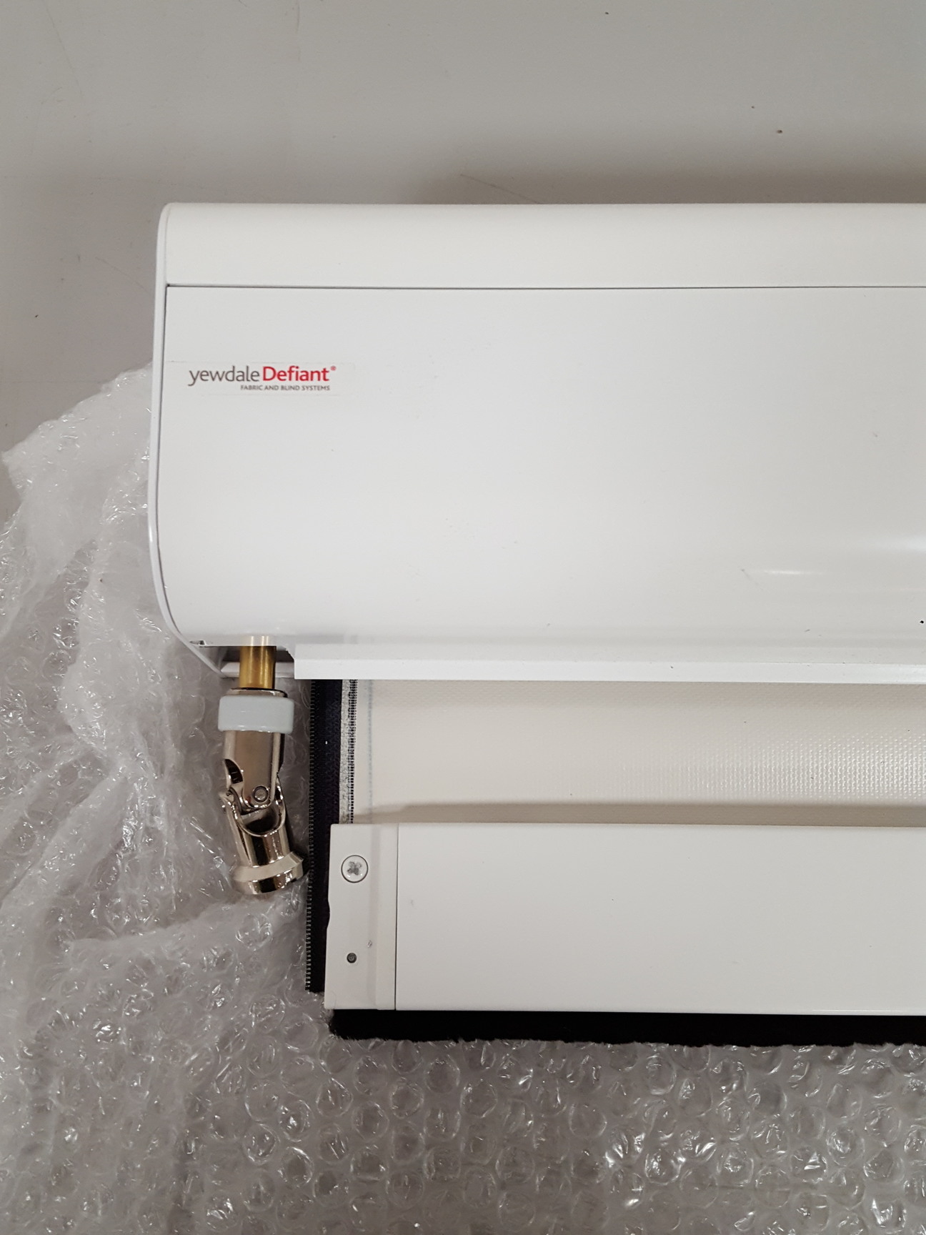 Image of Yewdale Defiant Commercial Vertical Blinds Wide C44 Crank Cream 2752x1380mm