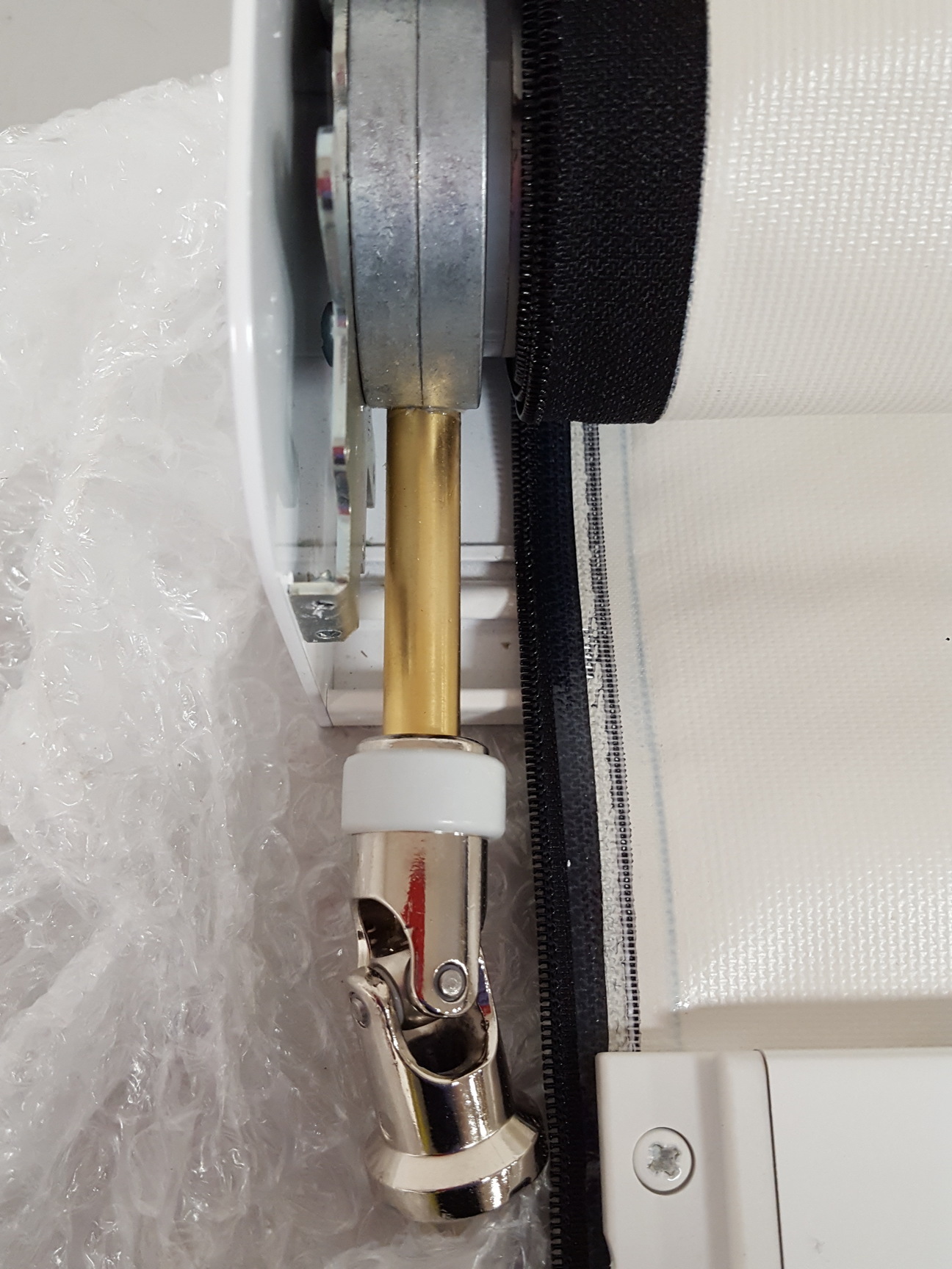 Image of Yewdale Defiant Commercial Vertical Blinds Wide C44 Crank Cream 2752x1380mm