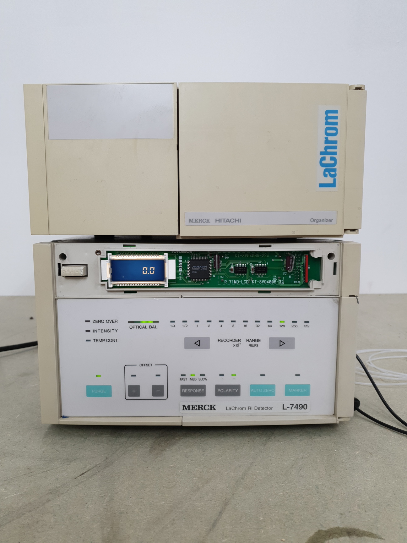 Image of MERCK-HITACHI LaChrom RI Detector L-7490 HPLC  w/Organizer