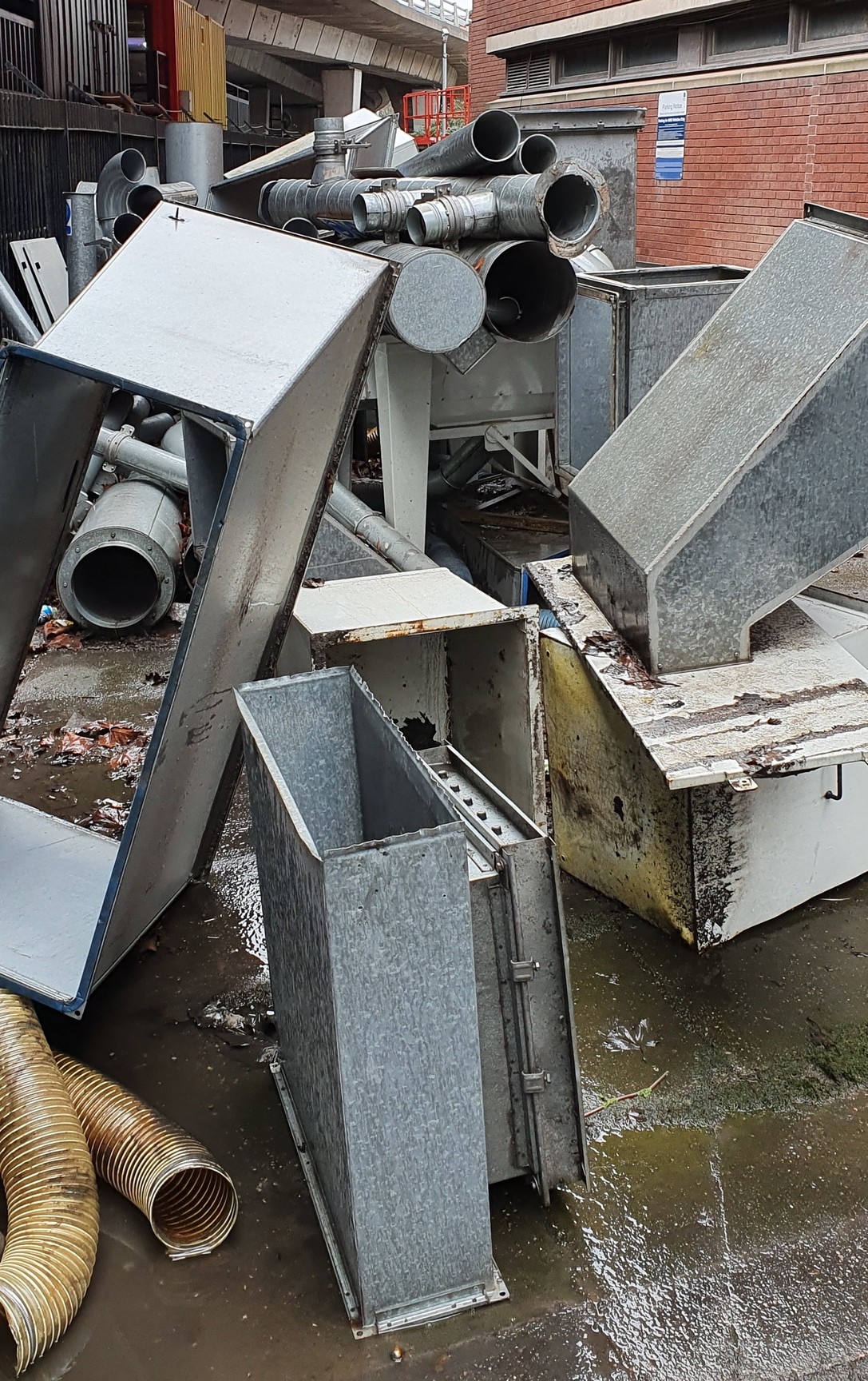 Image of 3 x Dust Extraction Units With Galvanised Ducting - Dust Control System