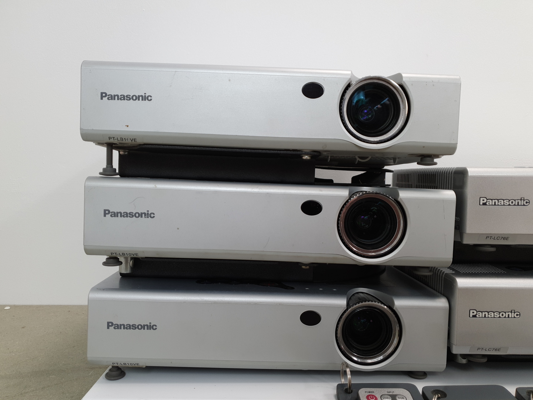 Image of Job Lot 6x Portable Projectors Panasonic & 3M