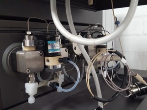 Thumbnail image of Amersham Biosciences 9 Series - Frac-950, A-905, CU-950, Ettan Micro LC Lab