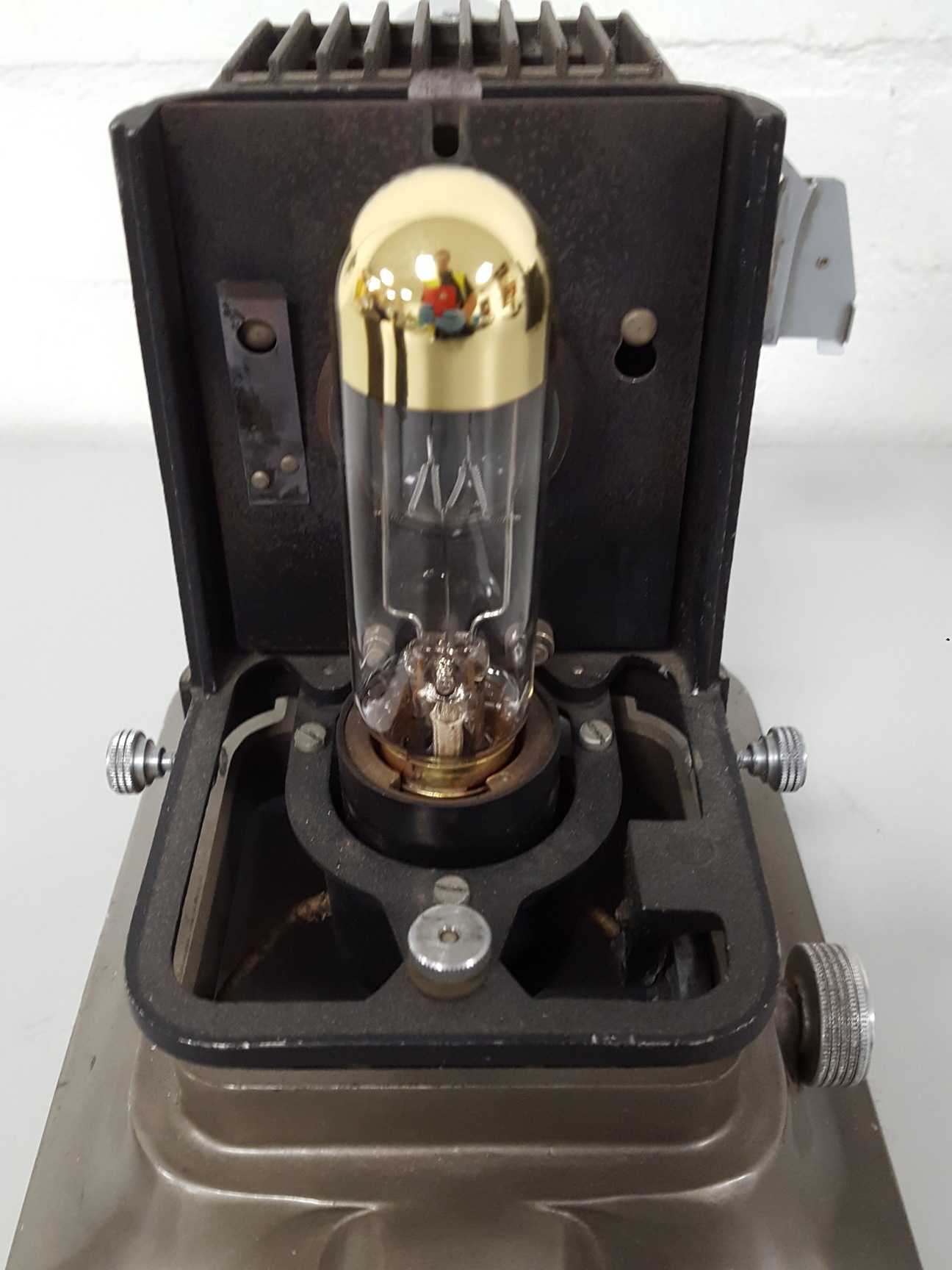 Image of Vintage Kodaslide Model 5 Projector + Bulb & Lens 1940s