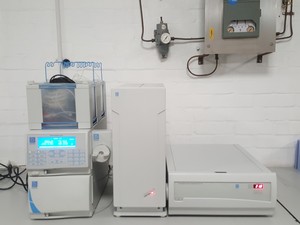 Thumbnail image of Dionex HPLC System 1x UVD 170U Detector, 1x TCC-100, 1x GS50 Gradient Pump