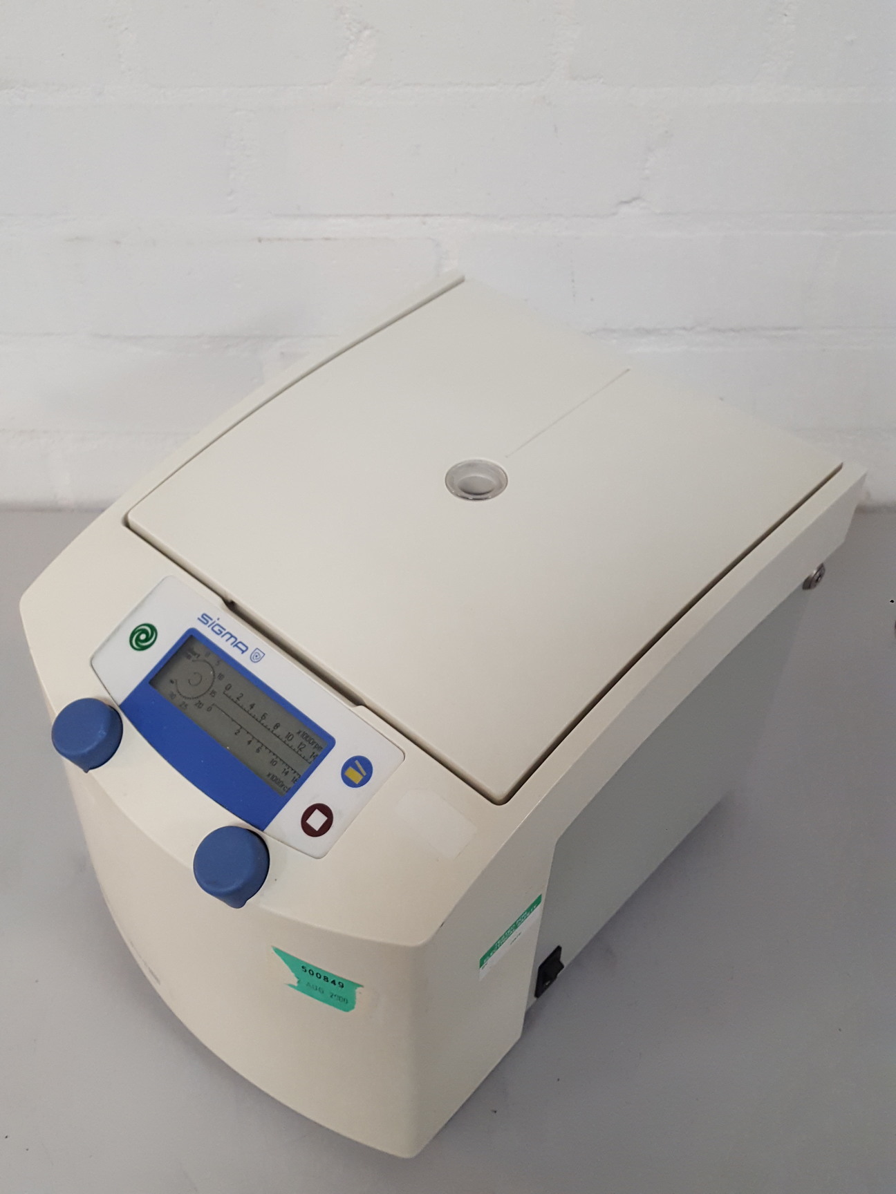 Image of Sigma 1-15 Benchtop Lab Centrifuge + Rotor PP 32/98 14000rpm Spares Repairs 