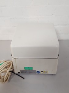 Thumbnail image of Heraeus Sepatech Biofuge A Benchtop Centrifuge + rotor 13000rpm
